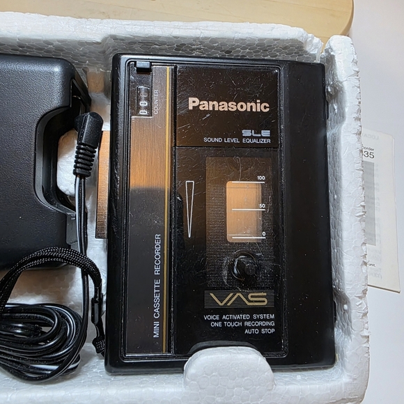 Vintage Panasonic Mini Casette Recorder RQ-L335 Voice Activated Untested In Box - Picture 2 of 6